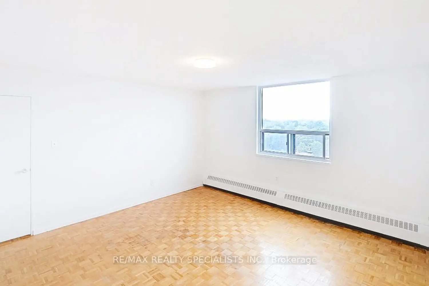 Additional image 9 of 180 Markham Road 1201
