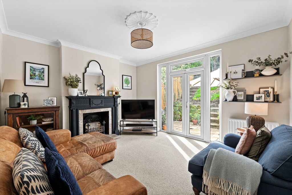 Additional image 12 of 3 bed detached house for saleHilltop Road, Whyteleafe CR3