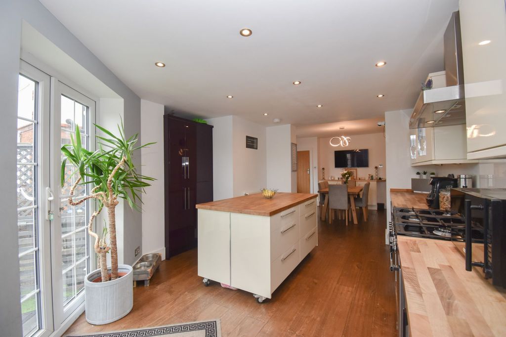 Additional image 2 of 3 bed semi-detached house for saleThe Common, Barwell, Leicester LE9