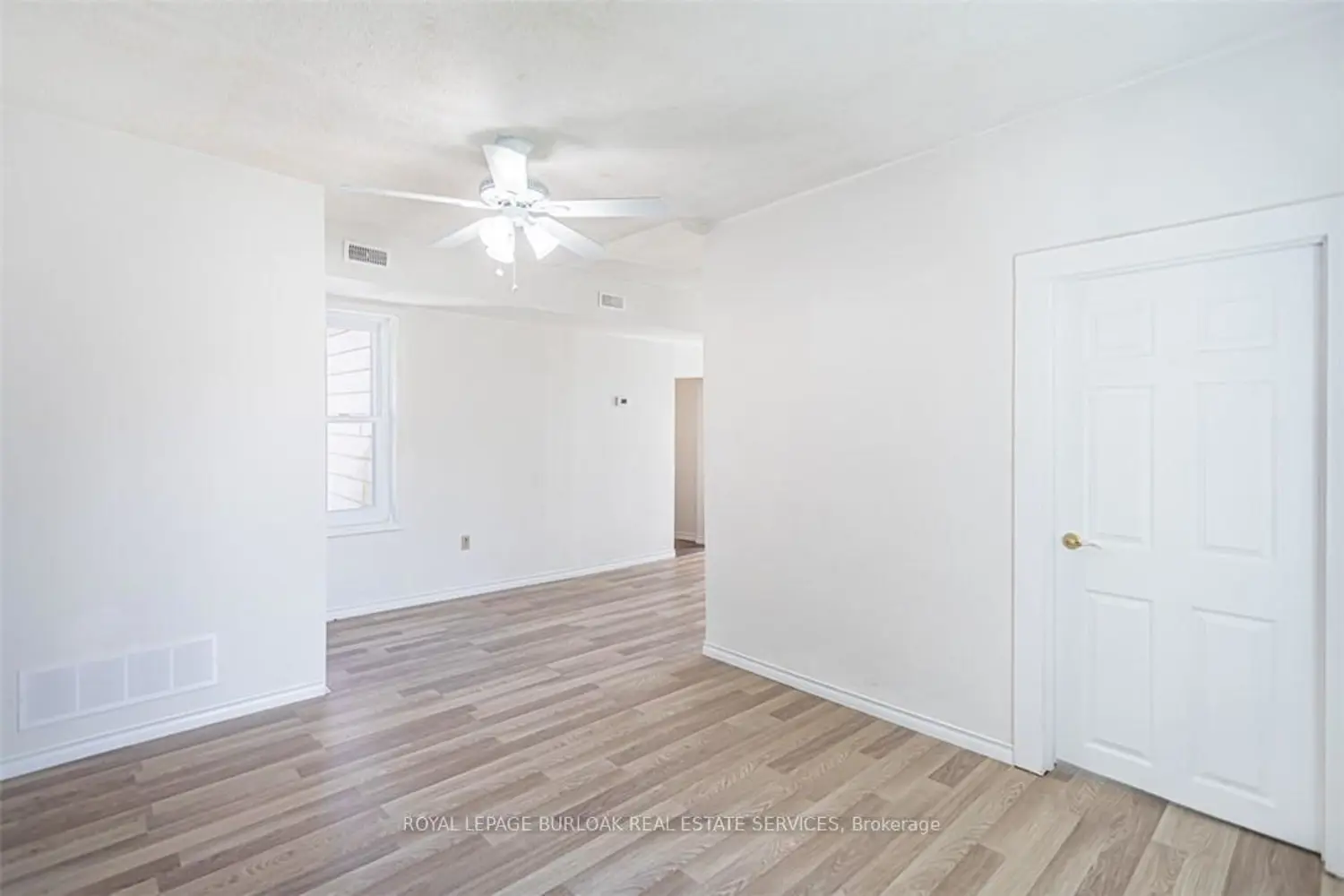 Additional image 5 of 2712 Upper James Street