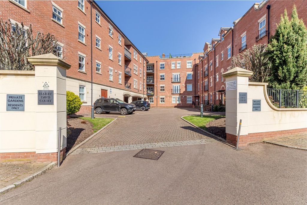 Additional image 19 of 2 bed flat for saleArmstrong Drive, Worcester WR1