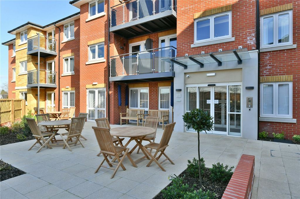 Additional image 8 of 1 bed flat for saleSpitfire Lodge, Belmont Road, Southampton SO17