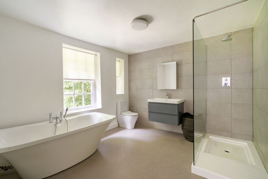 Additional image 7 of 3 bed semi-detached house for saleLondon Road, Windlesham GU20
