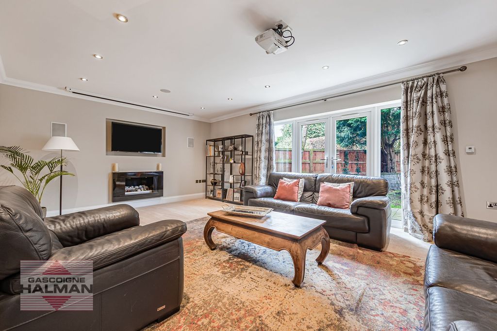 Additional image 7 of 4 bed detached house for saleOne Oak Lane, Wilmslow SK9