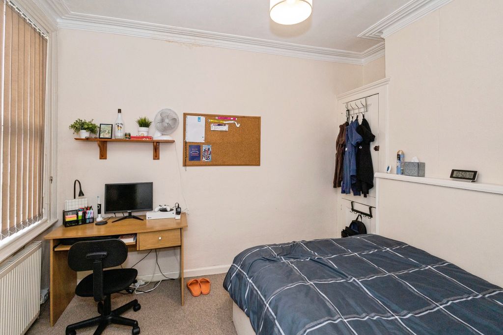 Additional image 4 of 4 bed terraced house for saleSt. Marys Road, Portsmouth PO1