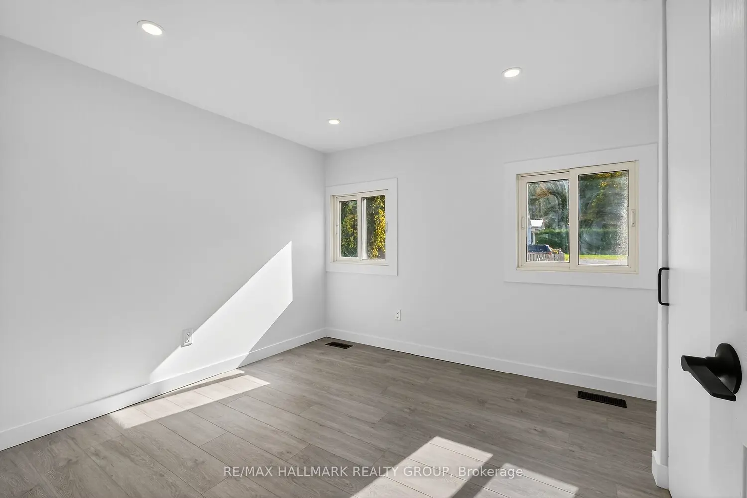 Additional image 12 of 3535 St Joseph Boulevard 68