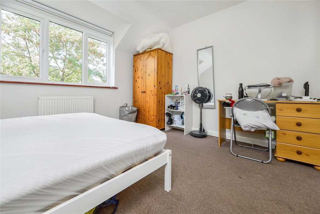 Additional image 10 of 4 bed terraced house for saleBerkeley Close, Southampton, Hampshire SO15