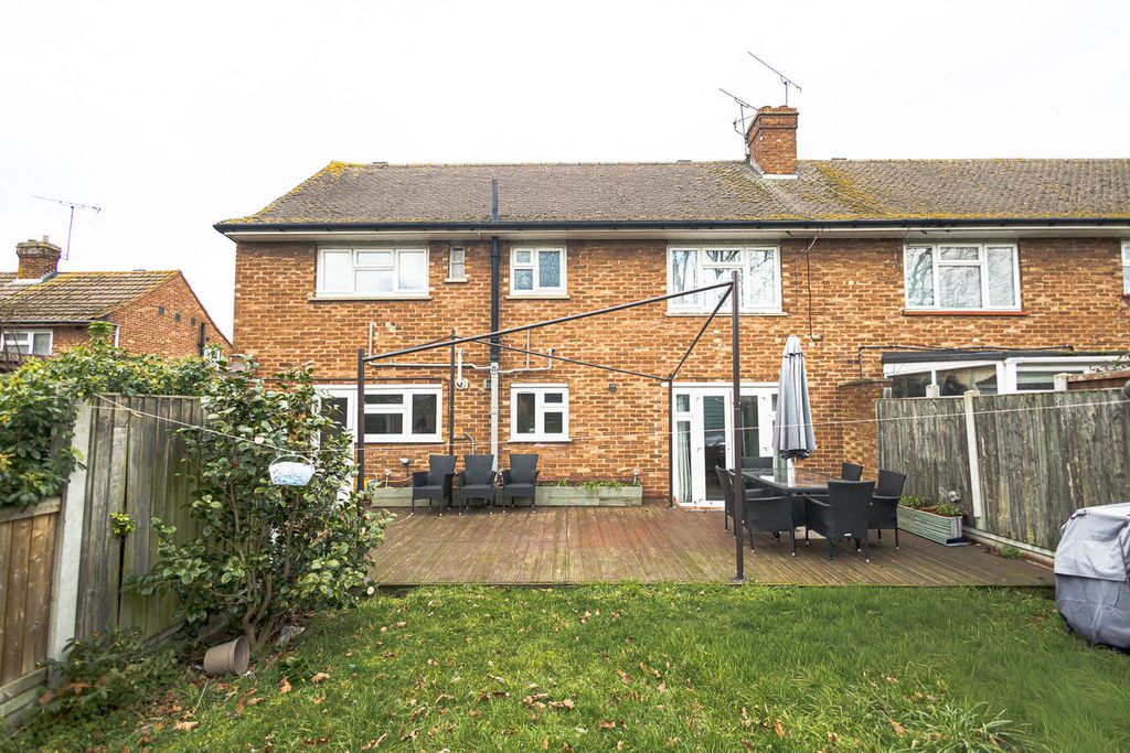 Additional image 16 of 2 bed flat for saleSeven Acres, Wickford SS11