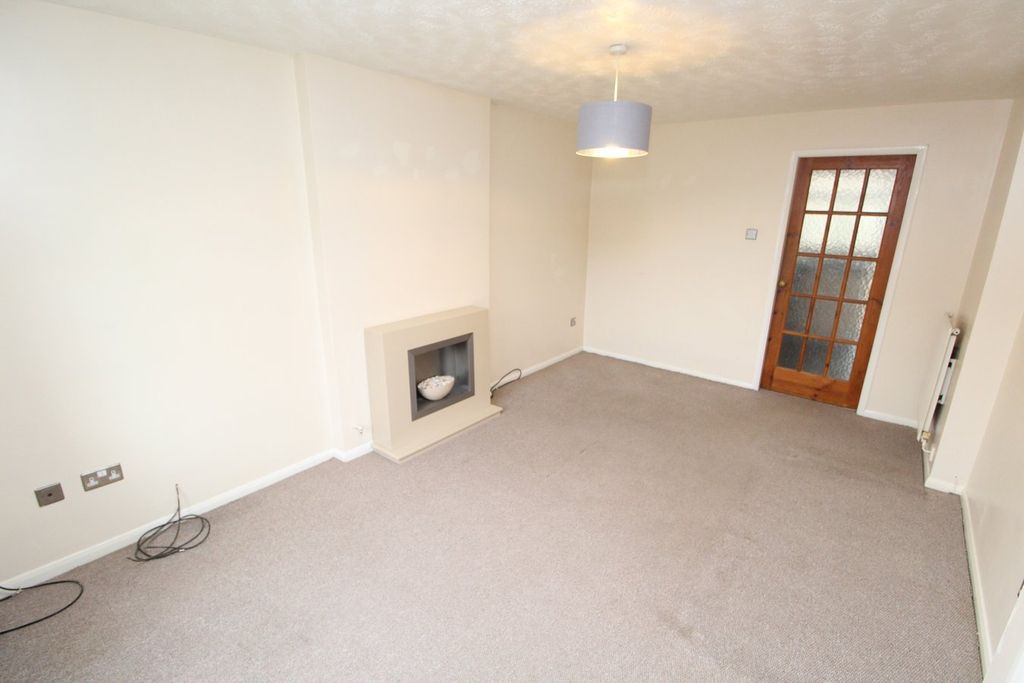 Additional image 6 of 3 bed semi-detached house for salePawley Close, Whetstone, Leicester LE8
