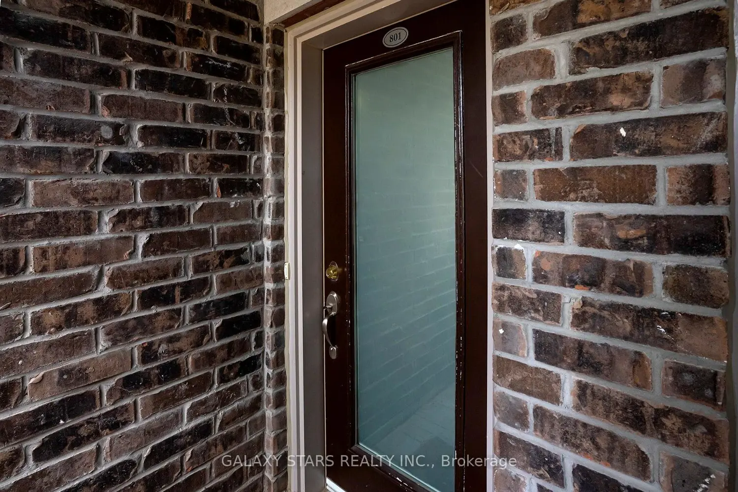 1 Blanche Lane 801 photo 2