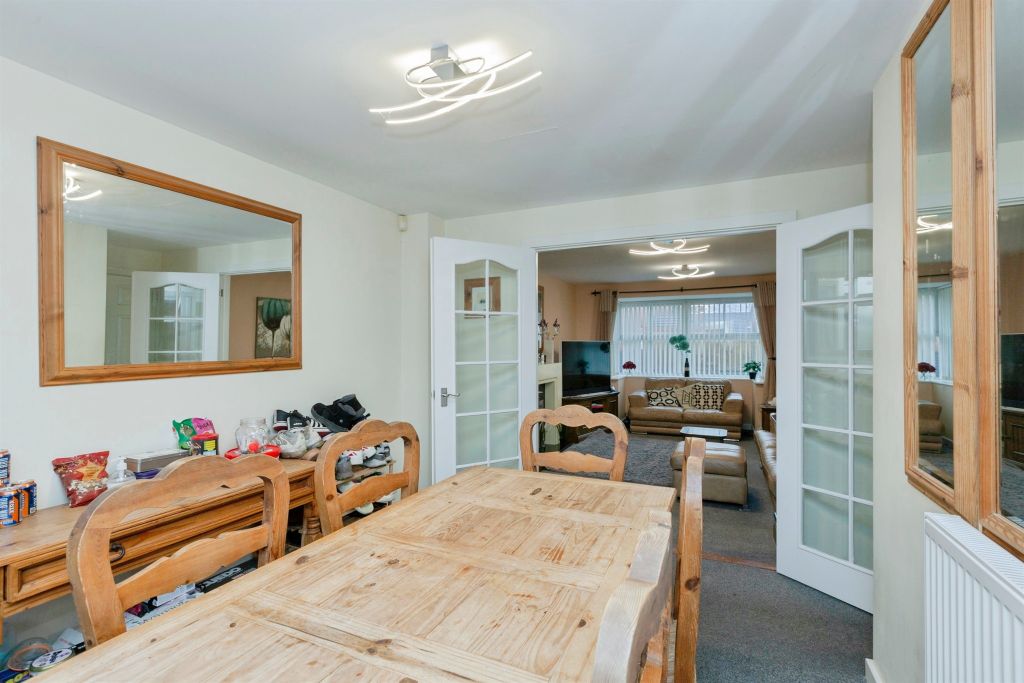 Additional image 9 of 5 bed detached house for saleParnell Close, Littlethorpe, Leicester LE19