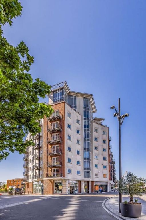 Additional image 5 of 2 bed flat for saleGunwharf Quays, Portsmouth PO1