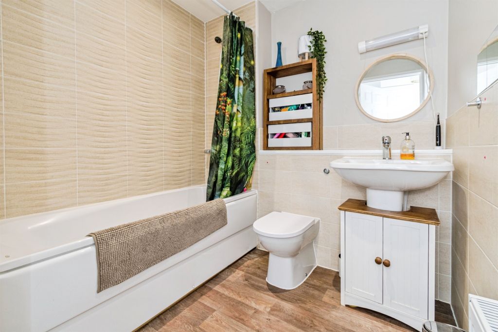 Additional image 10 of 3 bed terraced house for salePond View, Southampton SO18