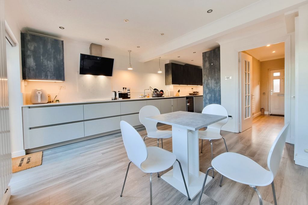 Additional image 2 of 3 bed town house for saleOld Portsmouth, Hampshire PO1