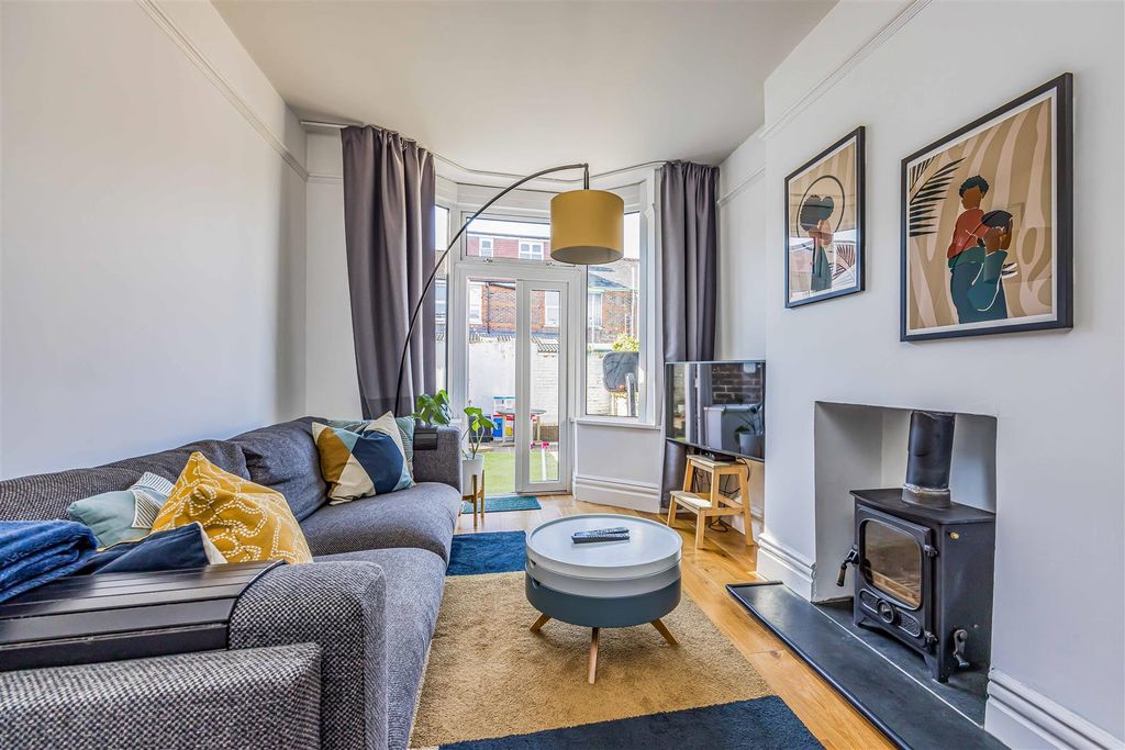 Additional image 4 of 3 bed terraced house for saleEmpshott Road, Southsea PO4