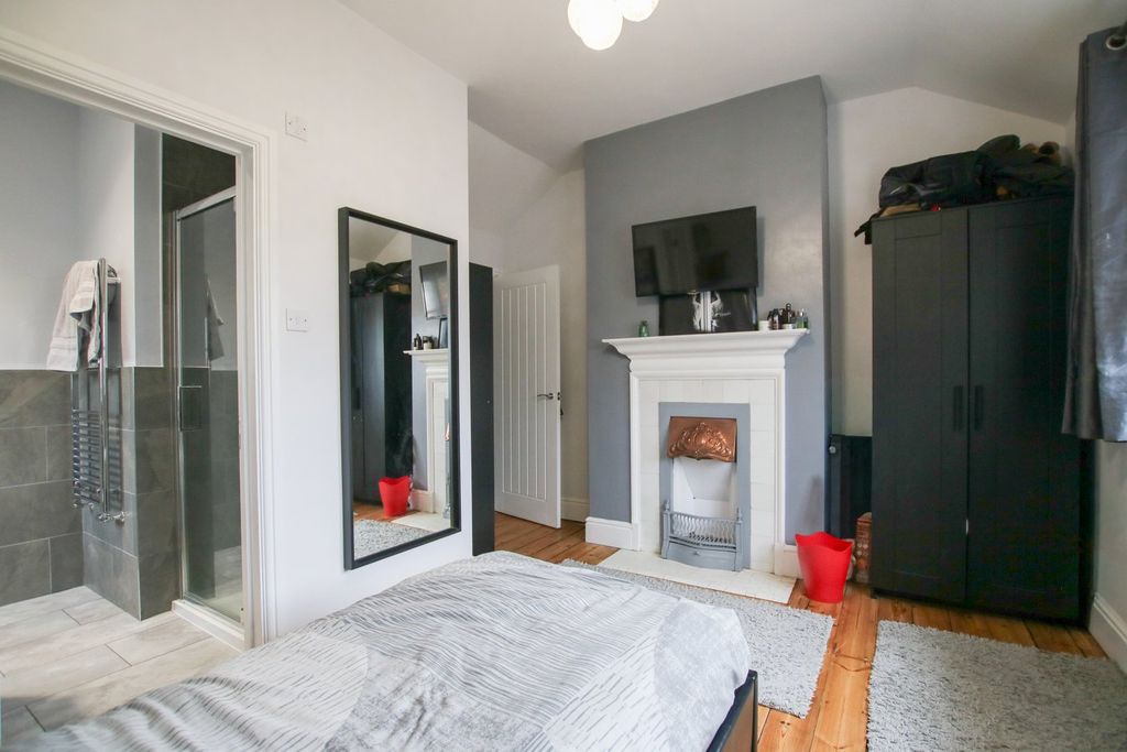 Additional image 21 of 5 bed detached house for saleMilton Road, Wokingham RG40