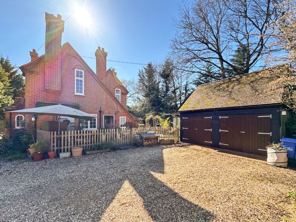 Additional image 7 of 5 bed detached house for saleChandlers Lane, Yateley, Hampshire GU46
