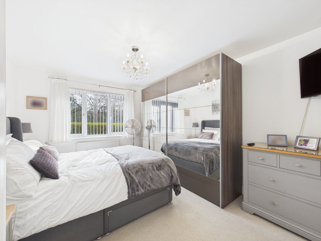 Additional image 8 of 2 bed flat for saleFerndale Road, Ashford, Surrey TW15