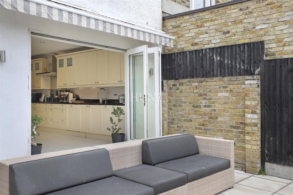 Additional image 34 of 5 bed terraced house for saleBroomhill Road, Woodford Green IG8