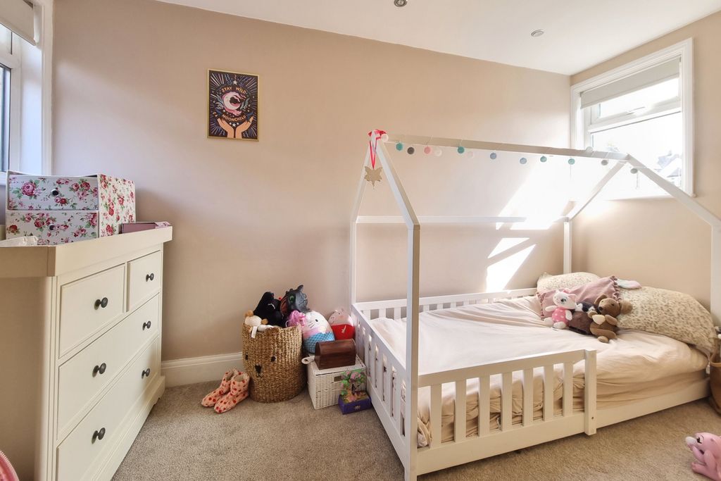 Additional image 12 of 4 bed semi-detached house for saleDrayton, Hampshire PO6