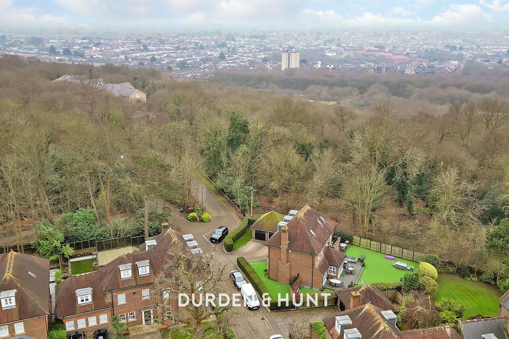 Additional image 40 of 5 bed detached house for saleRegents Drive, Woodford Green IG8