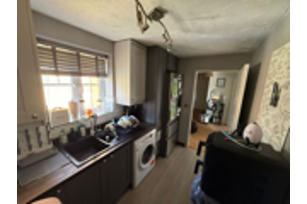 Additional image 6 of 2 bed flat for saleBrowning Drive, Wickford SS12