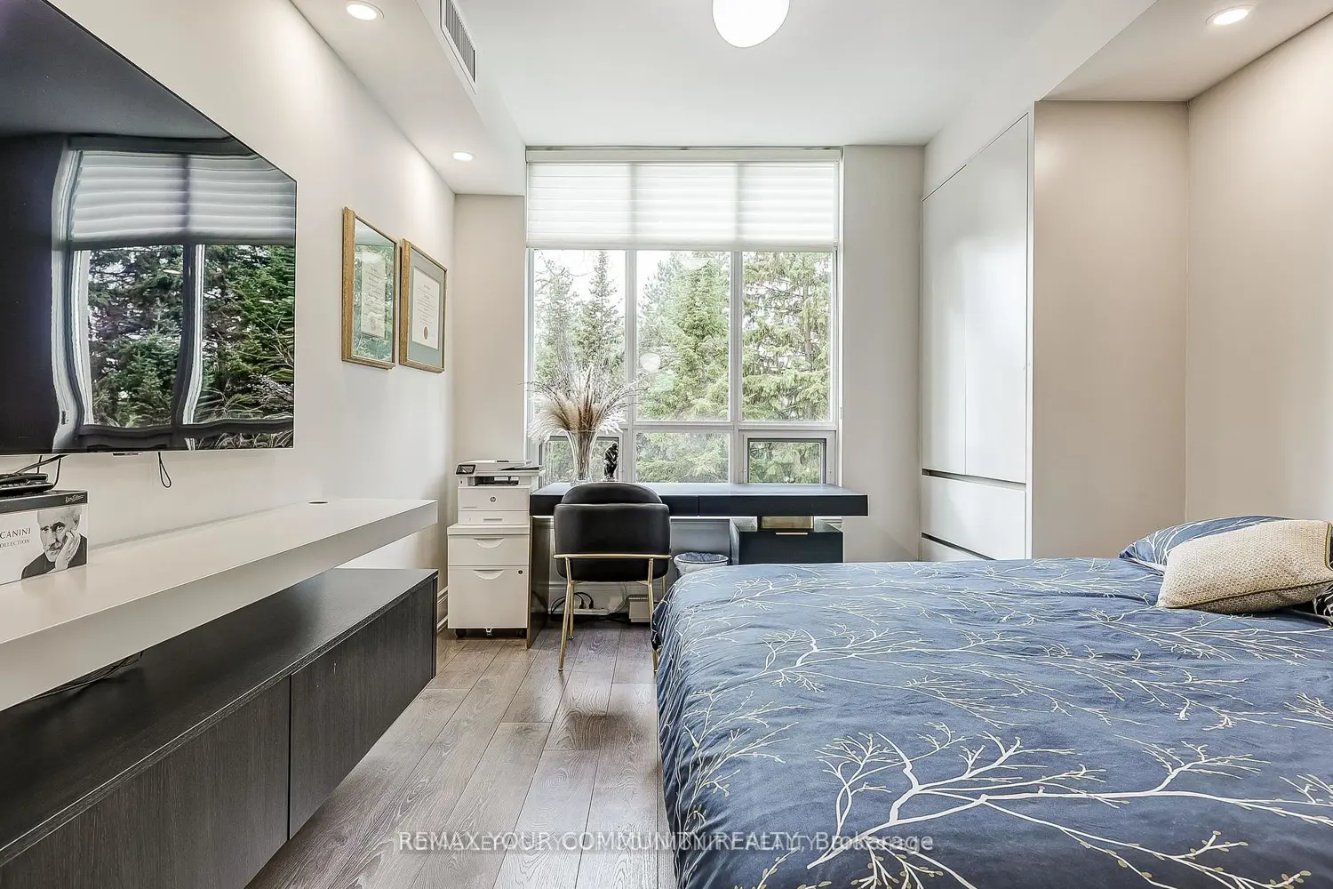 Additional image 17 of 7071 Bayview Avenue 304