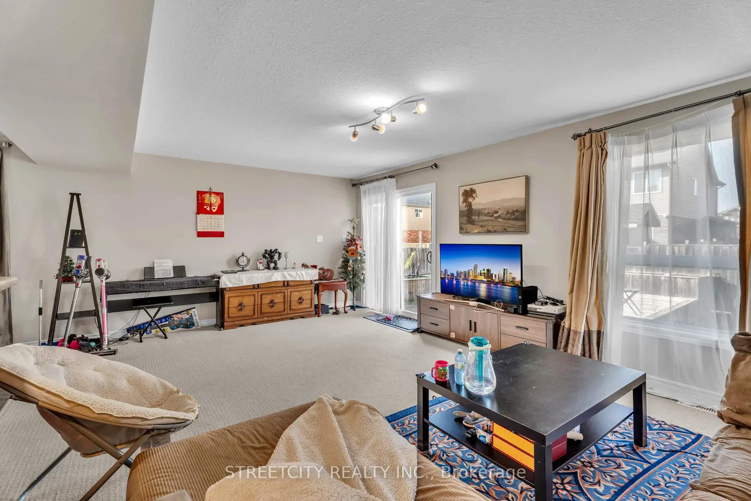 Additional image 11 of 1189 Sandbar Street