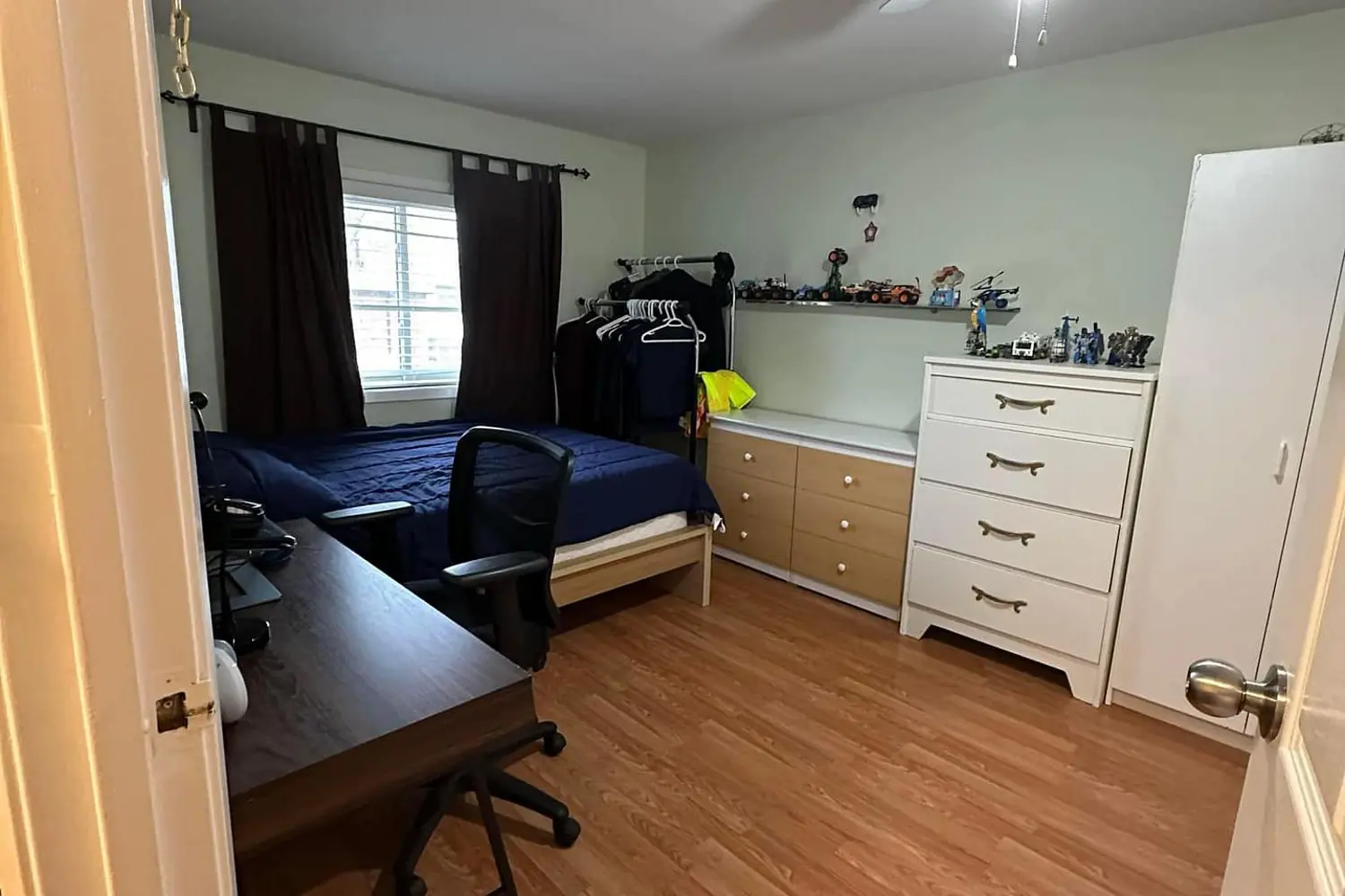 Additional image 7 of 5982 Dunn Street 4