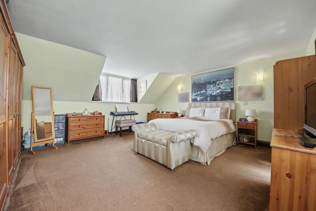 Additional image 14 of 4 bed detached bungalow for saleHeathfield Road, Sholing SO19