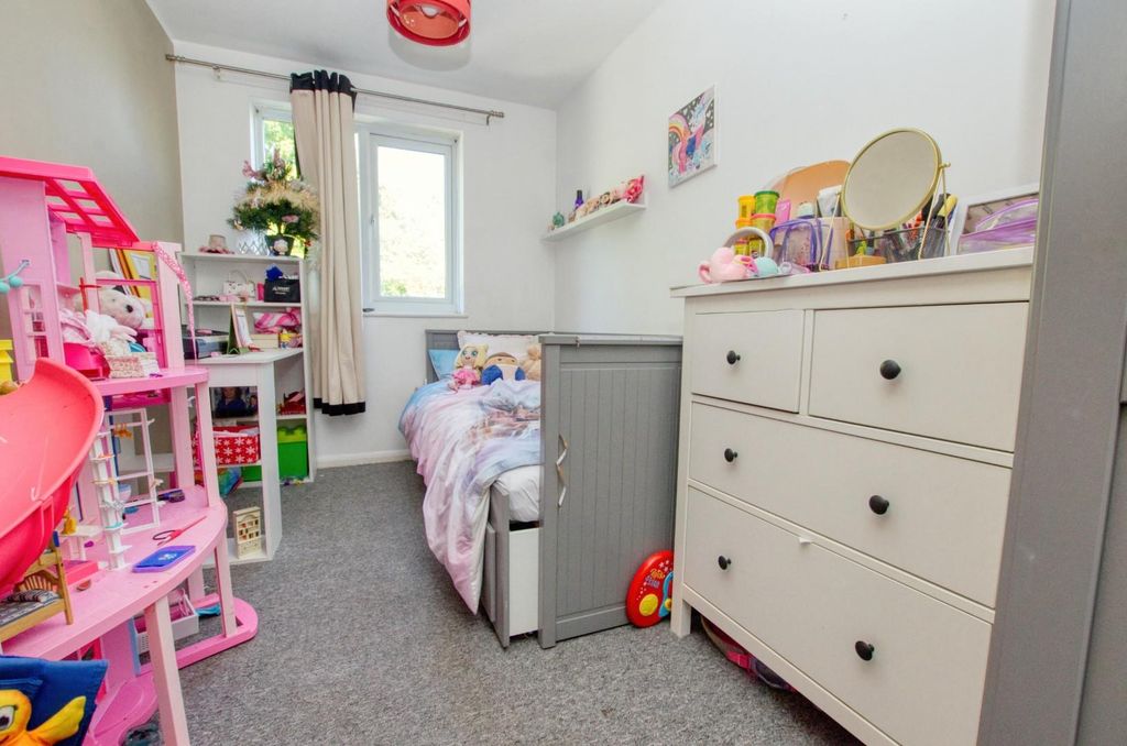 Additional image 6 of 3 bed flat for saleThe Oaks, Southampton SO19