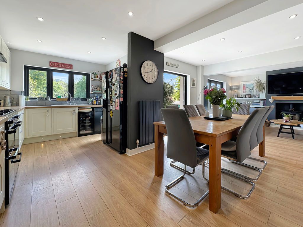 Additional image 14 of 4 bed detached house for saleClatterford Road, Newport PO30
