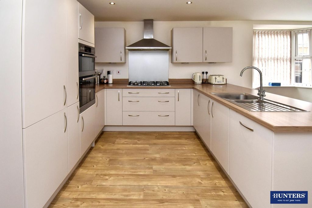 Additional image 9 of 5 bed detached house for saleOswins View, Wigston LE18