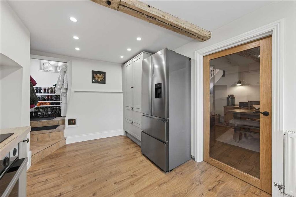Additional image 12 of 3 bed cottage for saleWalnut Tree Cottage, Corby Road, Cottingham LE16