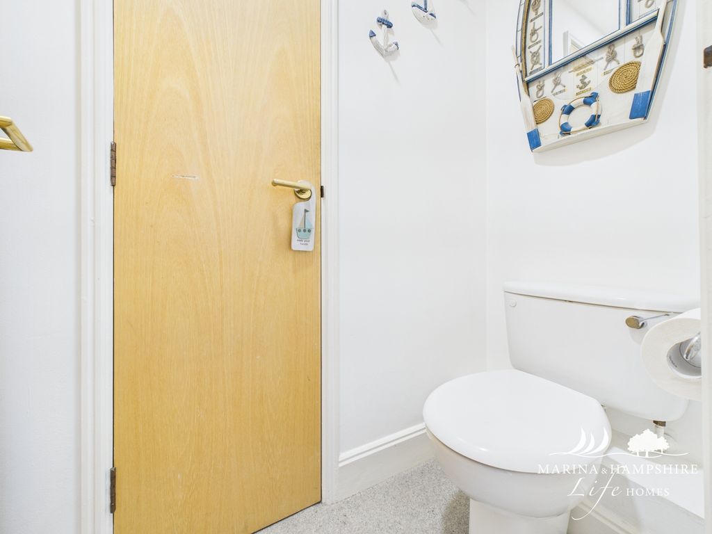 Additional image 14 of 1 bed flat for saleOyster Quay, Port Way, Port Solent PO6