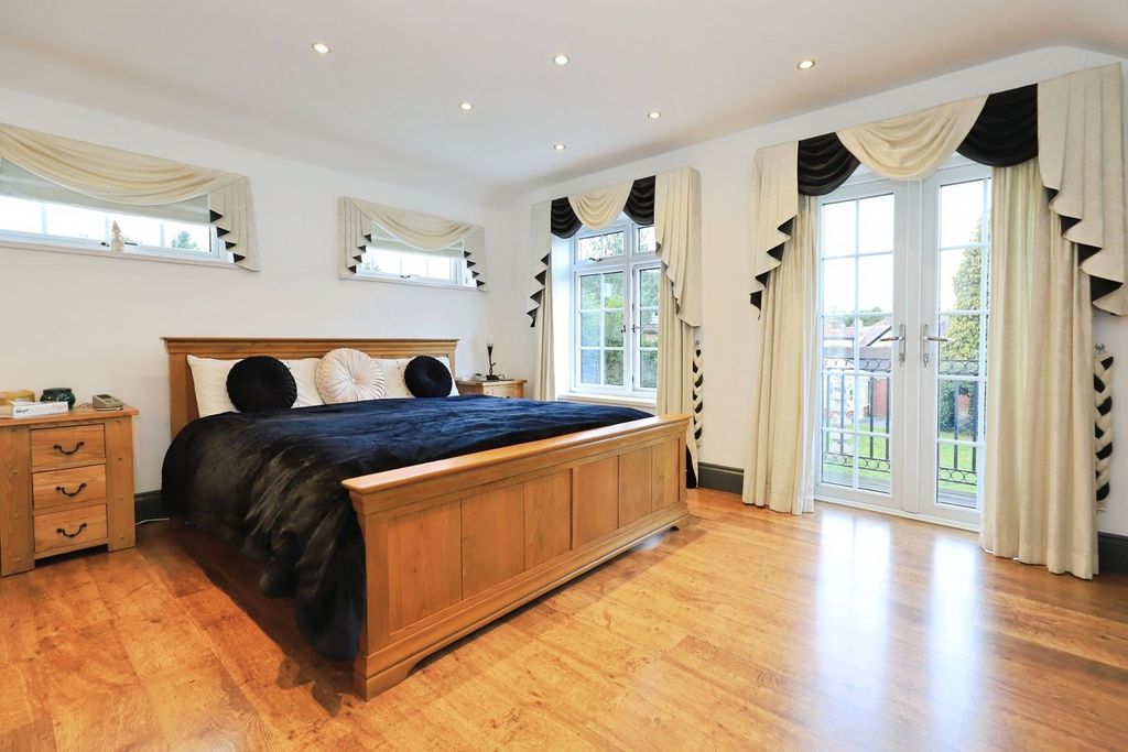 Additional image 18 of 4 bed detached house for saleStourbridge Road, Wolverhampton WV4