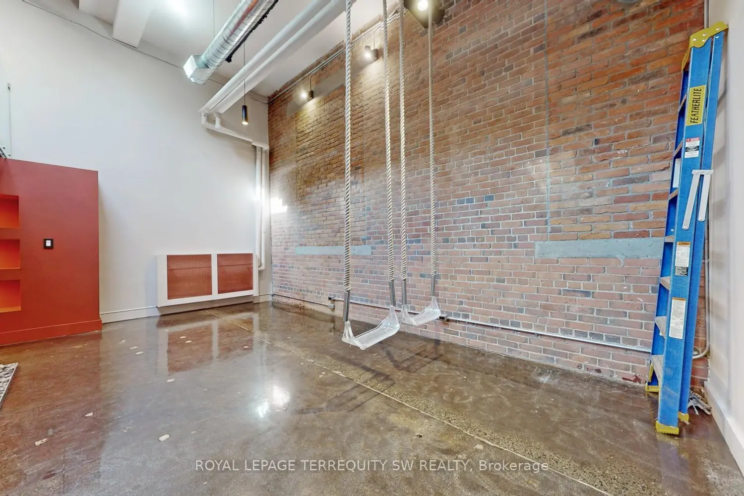 Additional image 9 of 326 Carlaw Avenue 124