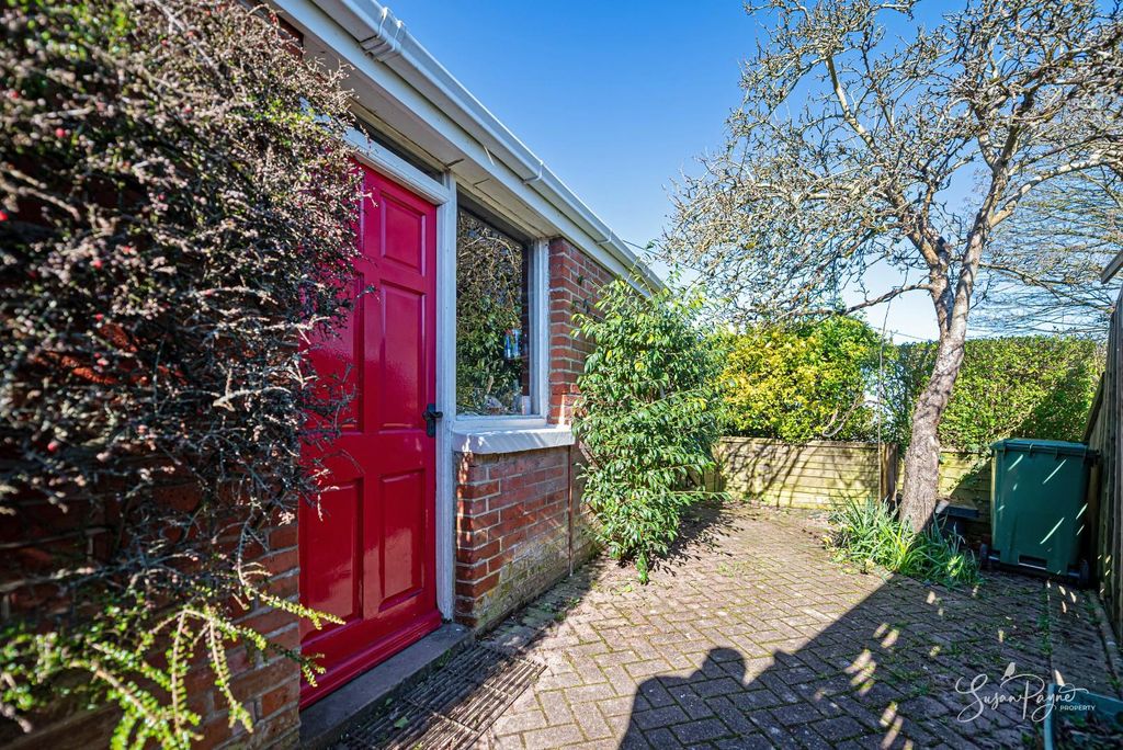 Additional image 33 of 4 bed detached house for saleCalbourne Road, Newport PO30