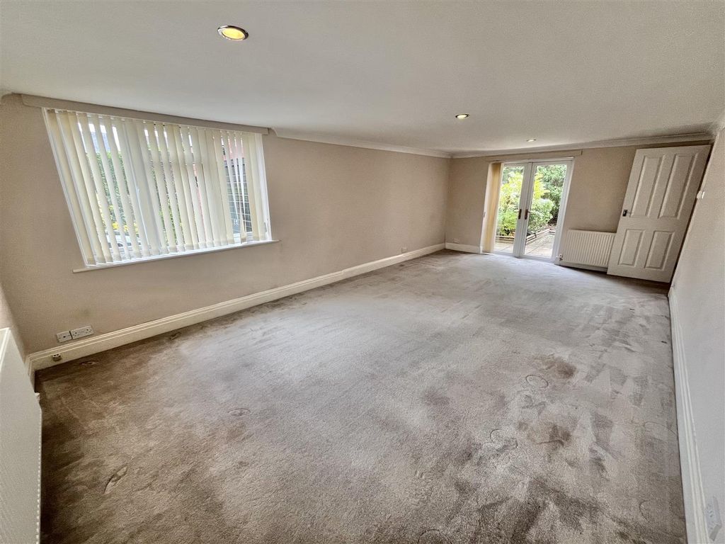 Additional image 3 of 2 bed flat for saleBeech Grove, Wilmslow SK9
