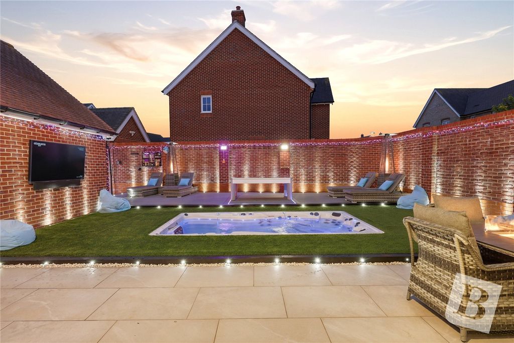 Additional image 25 of 5 bed detached house for saleAdams Croft, Witham, Essex CM8