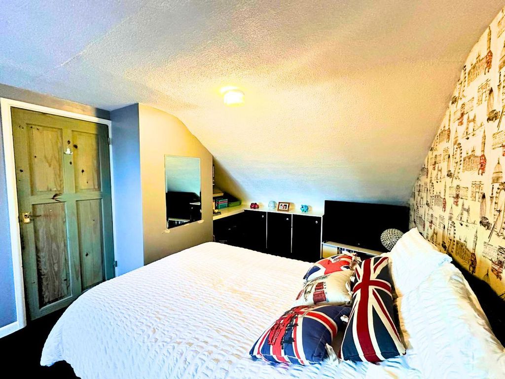 Additional image 27 of 5 bed terraced house for saleGladys Avenue, Portsmouth PO2