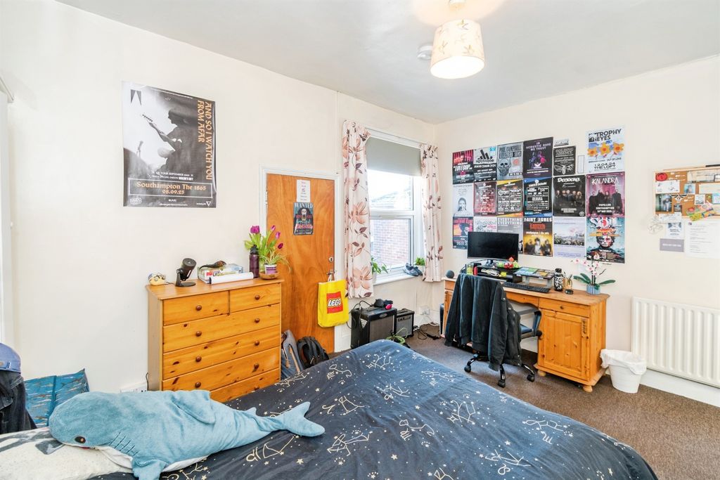 Additional image 13 of 4 bed end terrace house for saleAvenue Road, Southampton SO14