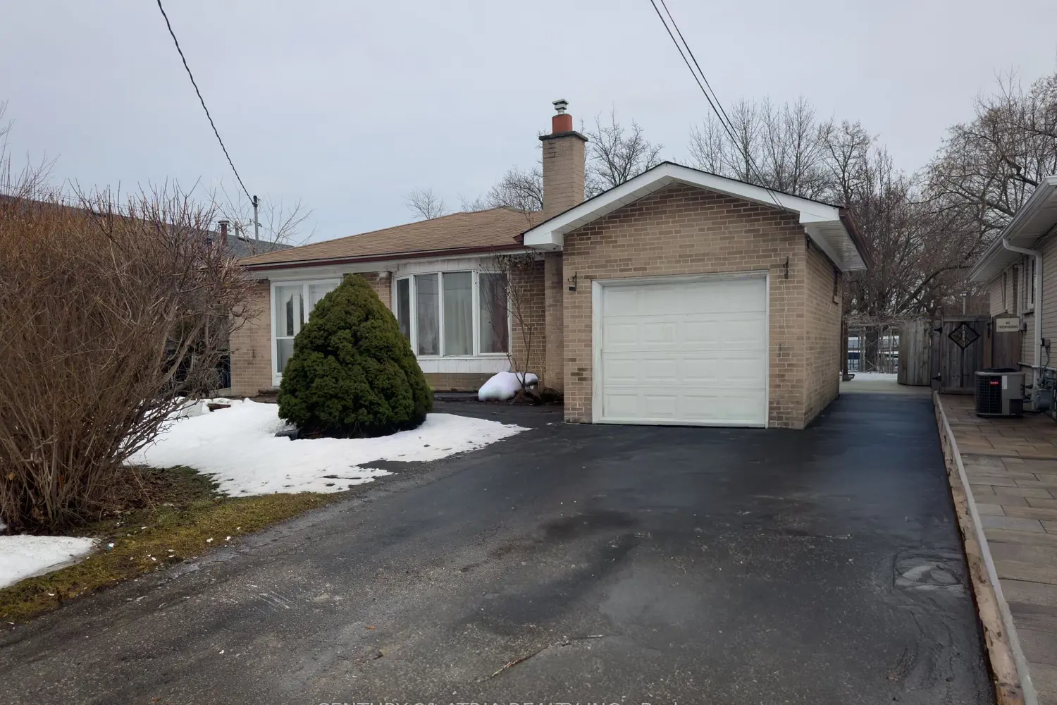 3 Lamberton Boulevard