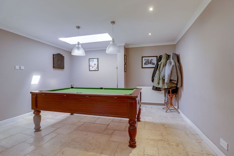 Additional image 12 of 4 bed property for saleSnows Ride, Windlesham GU20