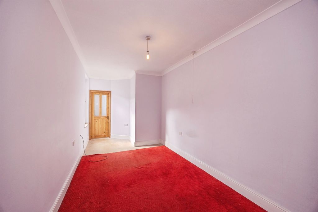 Additional image 25 of 6 bed terraced house for saleTelephone Road, Southsea PO4