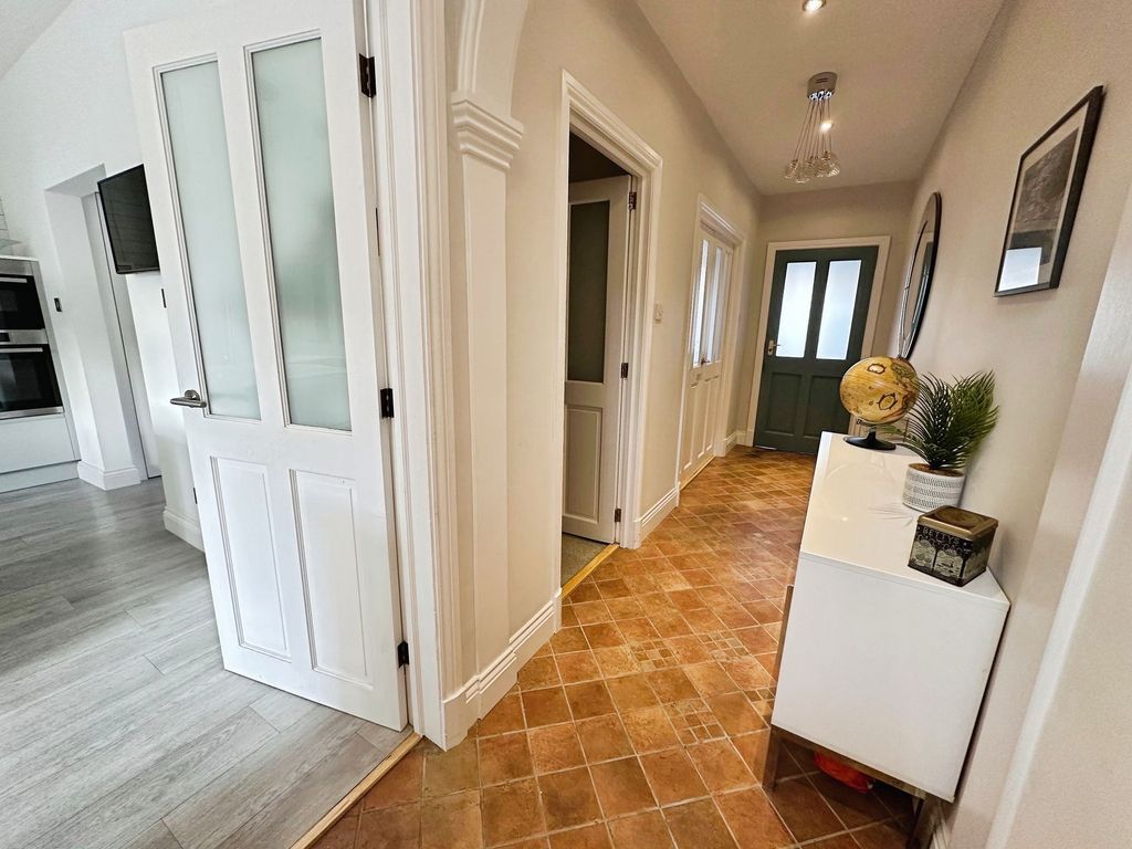 Additional image 4 of 4 bed detached house for sale18-20 Leicester Road, Leicester LE8