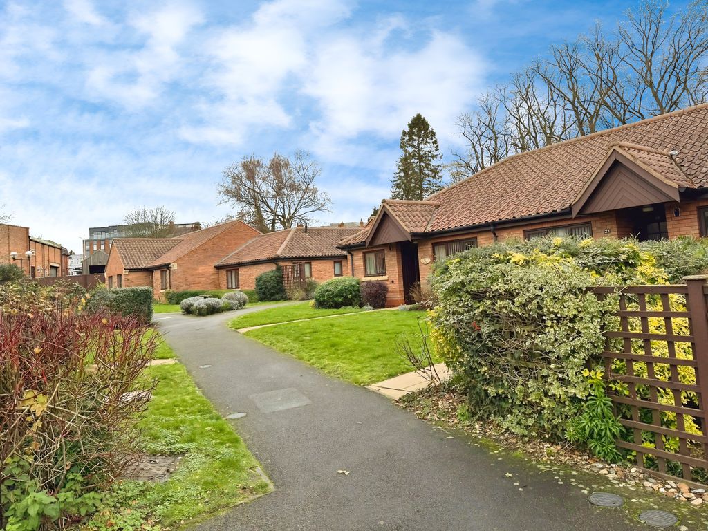 Additional image 15 of 2 bed flat for saleHoneywell Close, Oadby LE2