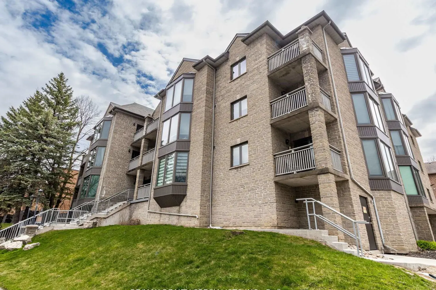 Additional image 4 of 21 George Street 306