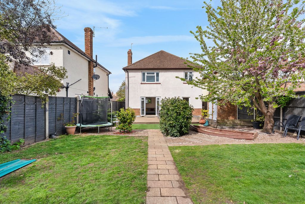 Additional image 22 of 4 bed detached house for saleFontmell Park, Ashford TW15