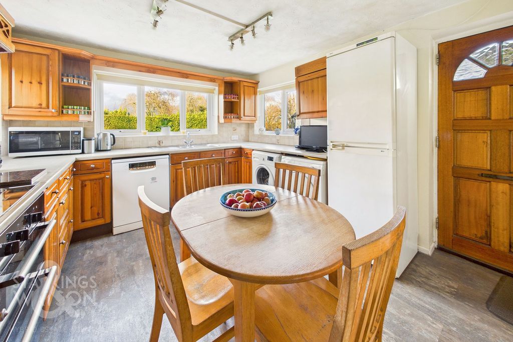 Additional image 12 of 5 bed detached house for saleRightup Lane, Wymondham NR18
